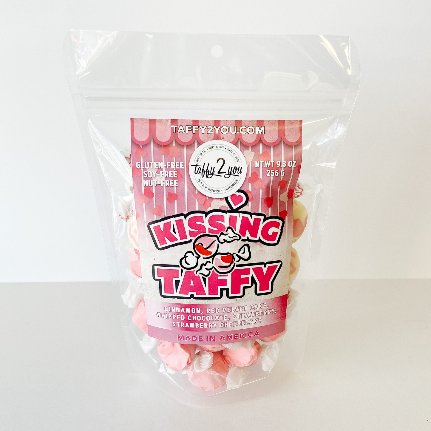 Seasonal Taffy - Kissing Taffy